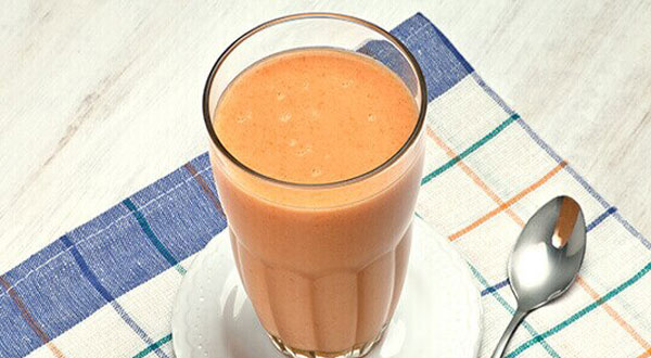 Vitamina de Mamão e Cenoura