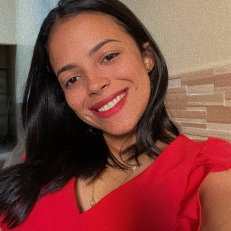 Bianca Oliveira 