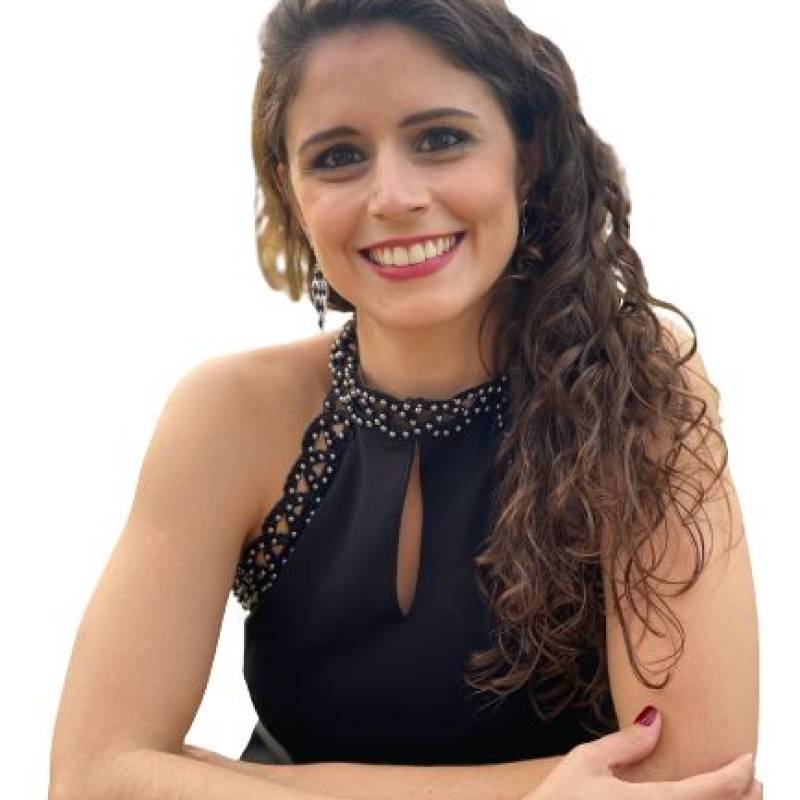 Carolina Alves Pereira Corrêa