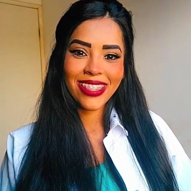 Emelli Costa do Nascimento