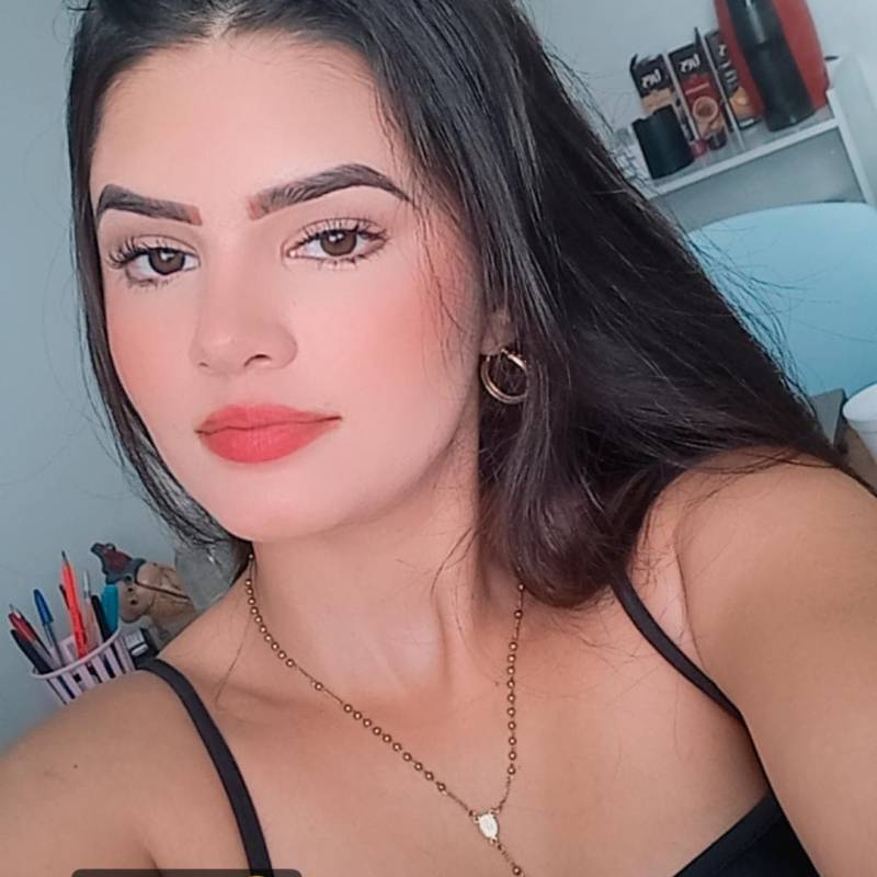 Débora Antunes 